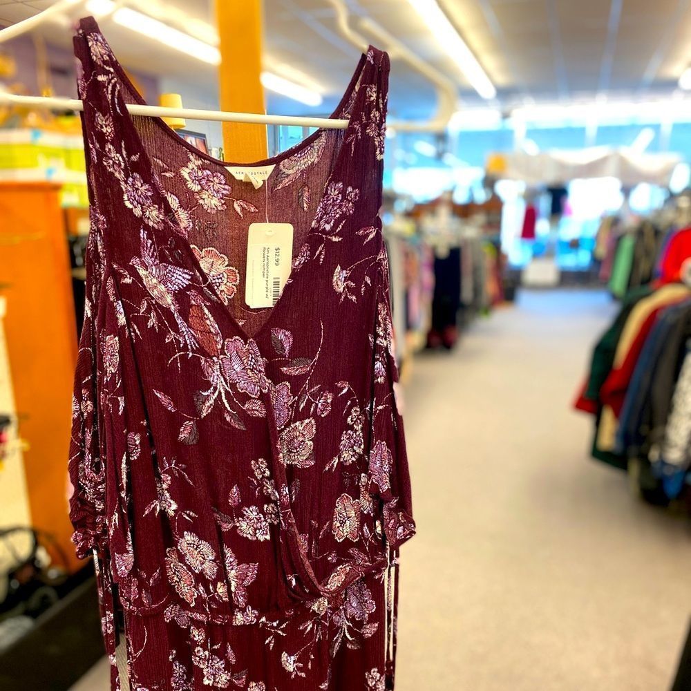 🛍️ Sm Aeropostale purple w/ flowers romper